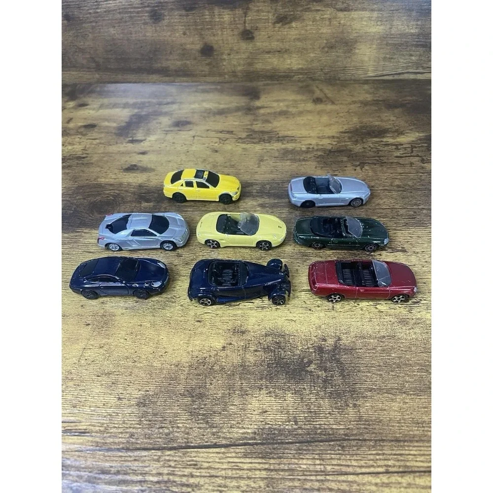 Lot Of 8 Toys Cars Maisto 2000s‎